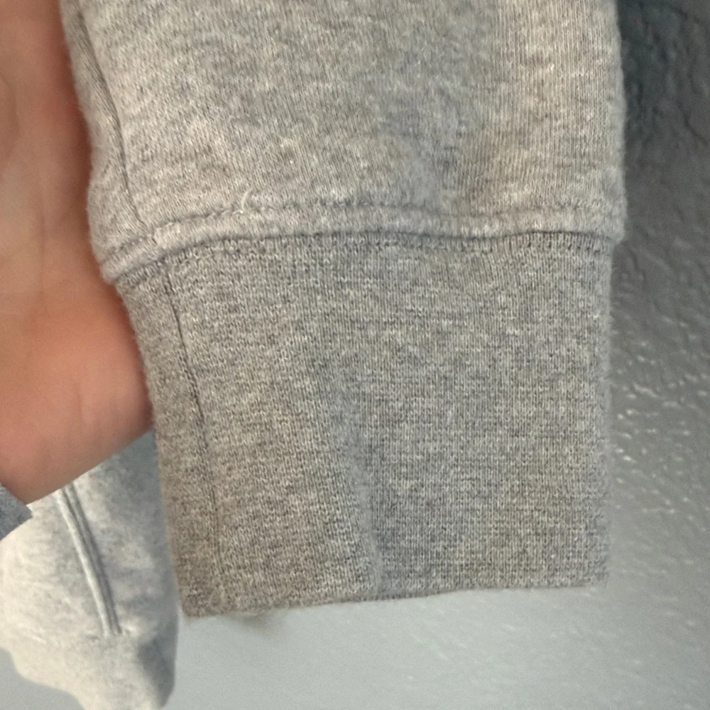 Nike Men’s Sportwear Club Fleece Hoodie in Gray size medium